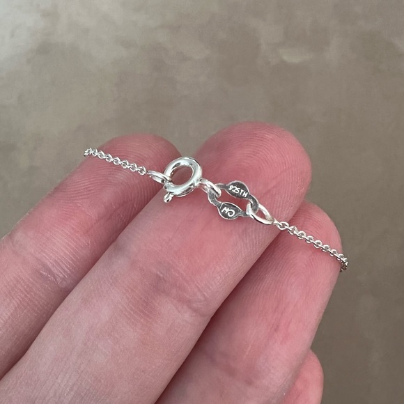 Heart and Key Necklace in Sterling Silver - Picture 3 of 3